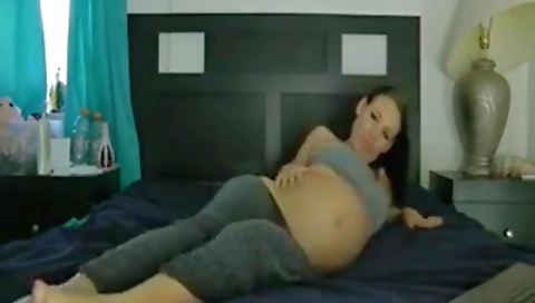 Amateur Pregnant Girl Masturbates to Orgasm