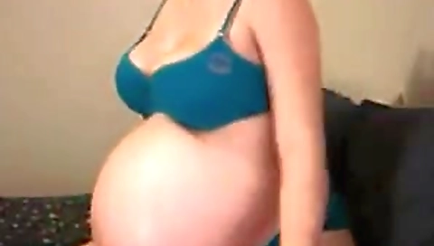 Pregnant solo 009